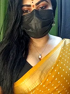 honey-flower online show from December 14, 2025, 2:44 pm