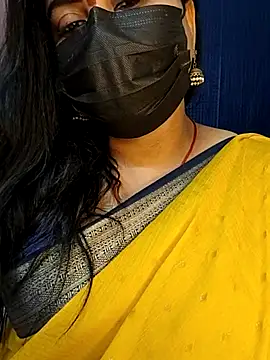 honey-flower online show from October 9, 2025, 7:03 pm