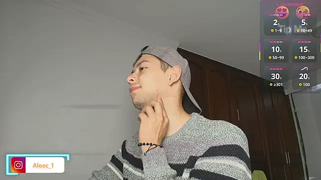 Aleecandrews online show from October 21, 2025, 7:24 pm