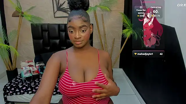 Snapshot of alana_bonny chatting on November 6, 2025, 1:15 pm alana bonny online show from November 6, 2025, 1:15 pm