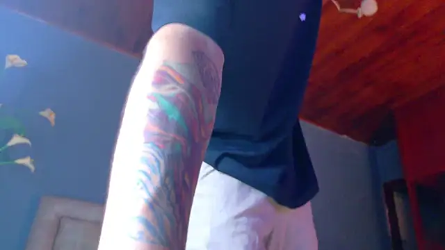 david huge online show from November 15, 2025, 1:31 am