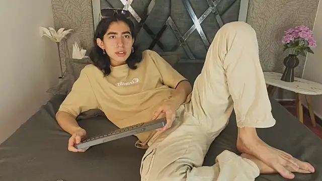 ryo light online show from February 6, 2026, 4:19 am