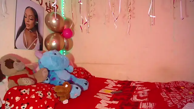 Snapshot of pink_7777 chatting on November 13, 2025, 2:48 am pink 7777 online show from November 13, 2025, 2:48 am