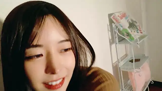 hinata chan3 online show from December 4, 2025, 1:54 pm