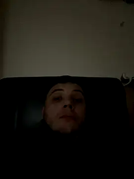 Snapshot of kisspussy1993 chatting on November 3, 2025, 5:01 am kisspussy1993 online show from November 3, 2025, 5:01 am