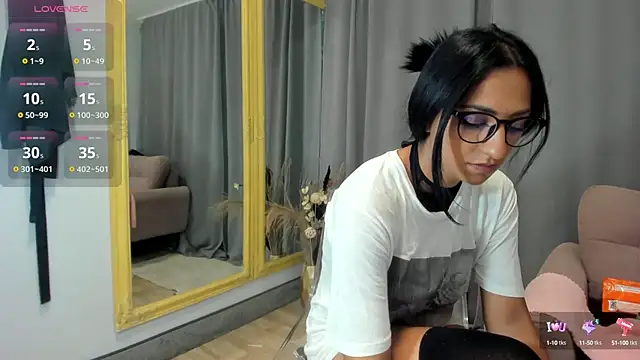 sugarburn online show from October 10, 2025, 6:25 am