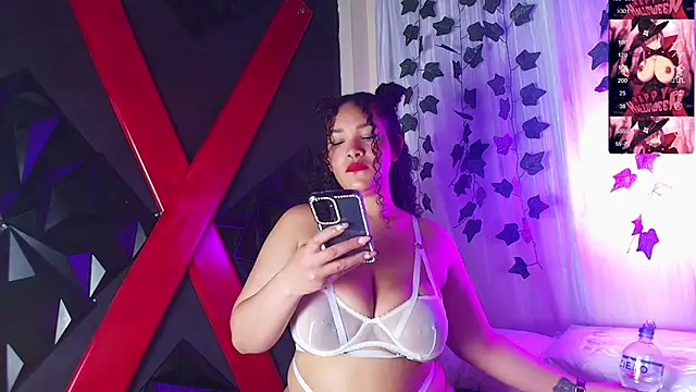 ivonne diaz1 online show from October 28, 2025, 7:57 pm