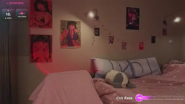 Snapshot of CrystalBlaze_ chatting on October 4, 2025, 8:10 pm CrystalBlaze online show from October 4, 2025, 8:10 pm