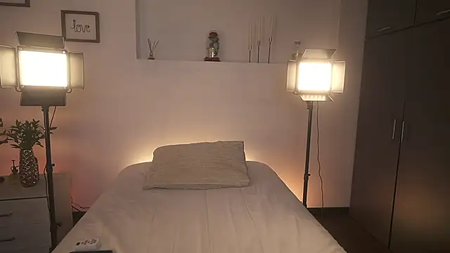 Snapshot of ximena_cortez_03 chatting on February 2, 2026, 10:09 pm ximena cortez 03 online show from February 2, 2026, 10:09 pm