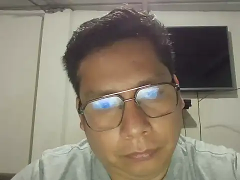 Snapshot of Napoleon246 chatting on October 10, 2025, 1:17 am Napoleon246 online show from October 10, 2025, 1:17 am