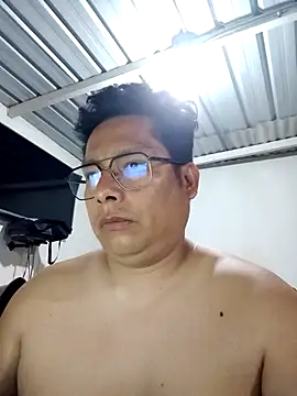 Snapshot of Napoleon246 chatting on December 3, 2025, 12:33 am Napoleon246 online show from December 3, 2025, 12:33 am