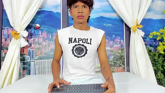 Snapshot of MilthonDelis chatting on November 26, 2025, 3:28 am MilthonDelis online show from November 26, 2025, 3:28 am