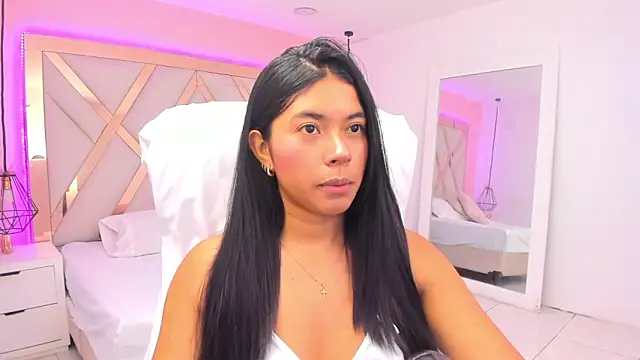 Snapshot of samantaa_shy chatting on February 3, 2026, 2:32 am samantaa shy online show from February 3, 2026, 2:32 am