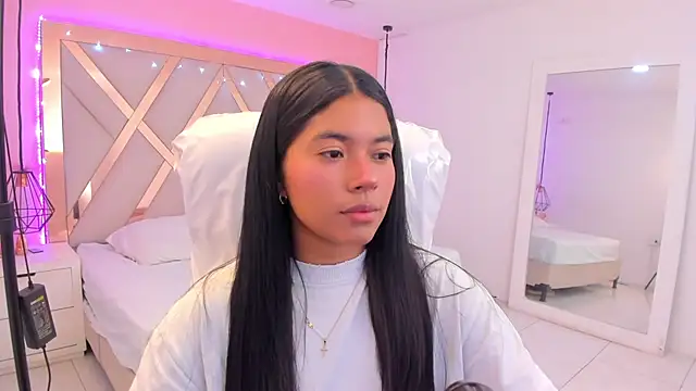 Snapshot of samantaa_shy chatting on February 12, 2026, 2:11 am samantaa shy online show from February 12, 2026, 2:11 am