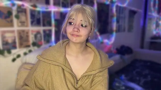 nikoli naw online show from September 28, 2025, 1:45 am