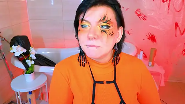 bluelunaray online show from October 23, 2025, 10:03 am