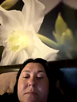 Liza Will online show from October 26, 2025, 4:18 pm