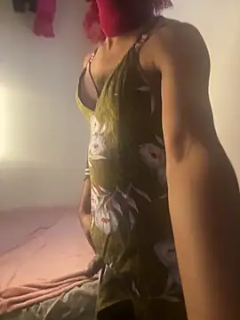 Snapshot of YourSlutBoySl chatting on January 14, 2026, 11:36 am YourSlutBoySl online show from January 14, 2026, 11:36 am