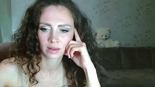 Snapshot of Amber_Carrol chatting on June 4, 2026, 8:13 pm Amber Carrol online show from June 4, 2026, 8:13 pm