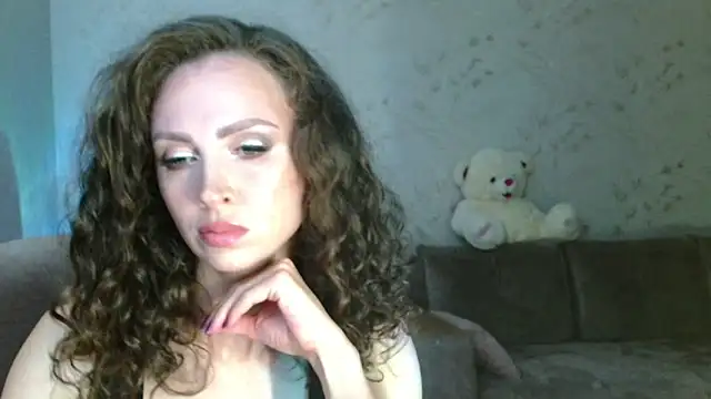 Snapshot of Amber_Carrol chatting on June 19, 2026, 5:08 pm Amber Carrol online show from June 19, 2026, 5:08 pm