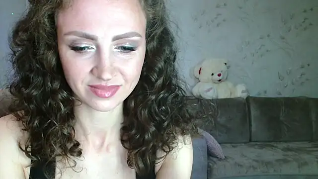 Snapshot of Amber_Carrol chatting on June 6, 2026, 6:13 pm Amber Carrol online show from June 6, 2026, 6:13 pm
