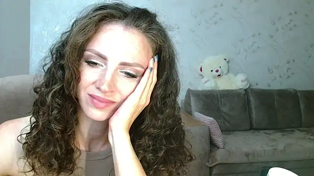 Snapshot of Amber_Carrol chatting on July 16, 2026, 4:37 pm Amber Carrol online show from July 16, 2026, 4:37 pm