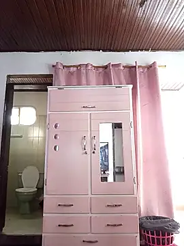 translatina777 online show from December 21, 2025, 8:42 pm