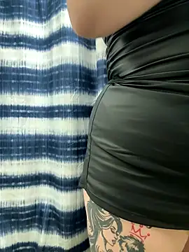 Snapshot of MamaSpicy chatting on October 12, 2025, 2:13 am MamaSpicy online show from October 12, 2025, 2:13 am