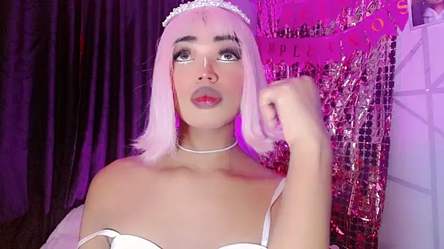 Snapshot of Aishasexy18 chatting on September 21, 2025, 6:40 am Aishasexy18 online show from September 21, 2025, 6:40 am