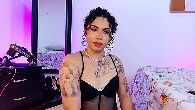 NoahMonroe 11 online show from November 14, 2025, 9:07 pm