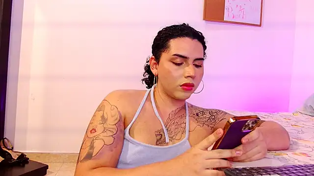 NoahMonroe 11 online show from November 5, 2025, 8:45 pm