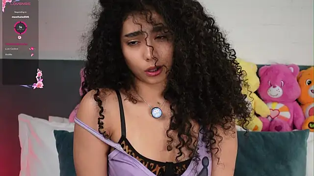 Snapshot of Victoria_Curly chatting on February 28, 2026, 1:38 am Victoria Curly online show from February 28, 2026, 1:38 am