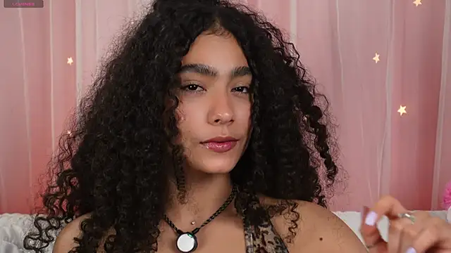 Victoria Curly online show from October 22, 2025, 9:57 pm