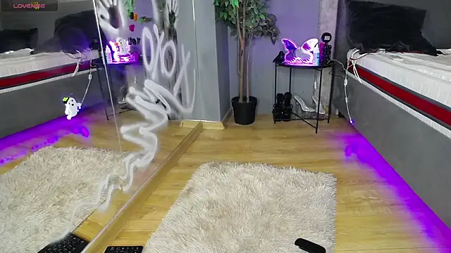 Snapshot of ScarlettJakobs chatting on October 31, 2025, 7:05 am ScarlettJakobs online show from October 31, 2025, 7:05 am