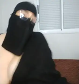 Snapshot of Arabic-loka chatting on February 9, 2026, 7:34 pm Arabic-loka online show from February 9, 2026, 7:34 pm