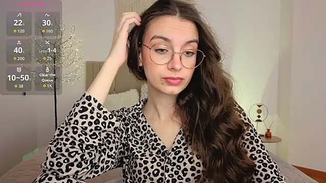 Snapshot of Real_cutie1 chatting on June 1, 2026, 12:49 pm Real cutie1 online show from June 1, 2026, 12:49 pm