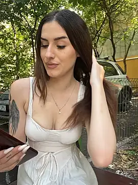 AriaAdda online show from June 26, 2026, 1:17 pm