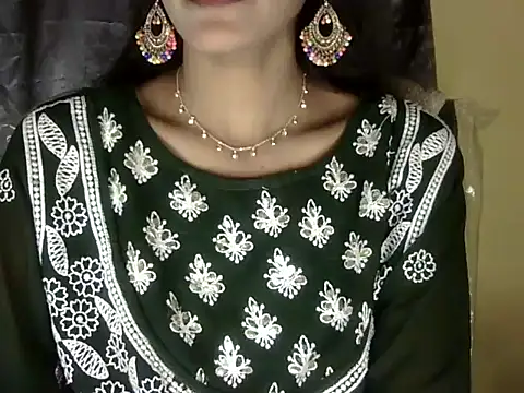 zara Khan0 online show from September 27, 2025, 5:19 pm
