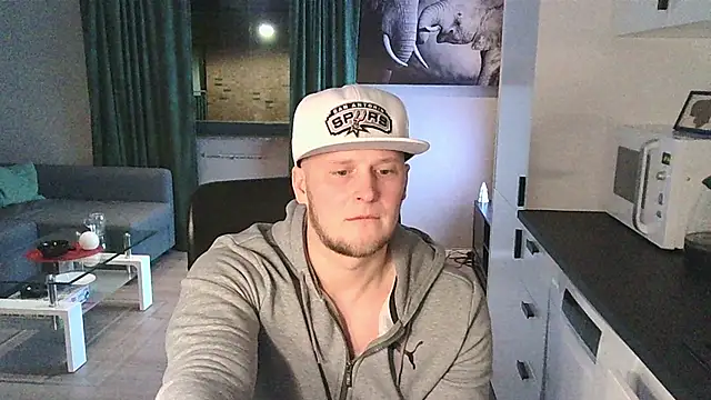 Snapshot of Dartanjanas13 chatting on February 18, 2026, 8:16 pm Dartanjanas13 online show from February 18, 2026, 8:16 pm