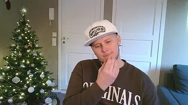 Dartanjanas13 online show from December 21, 2025, 12:40 pm