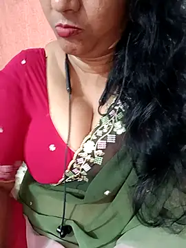 Swetyhoney online show from October 3, 2025, 7:10 am