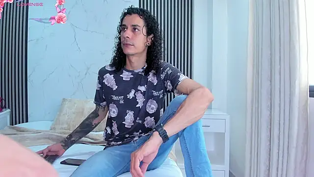 JackAndRosse  online show from March 27, 2026, 2:07 pm