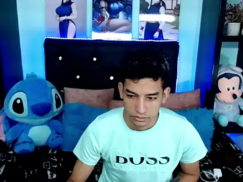 x oliver x online show from October 18, 2025, 4:58 am