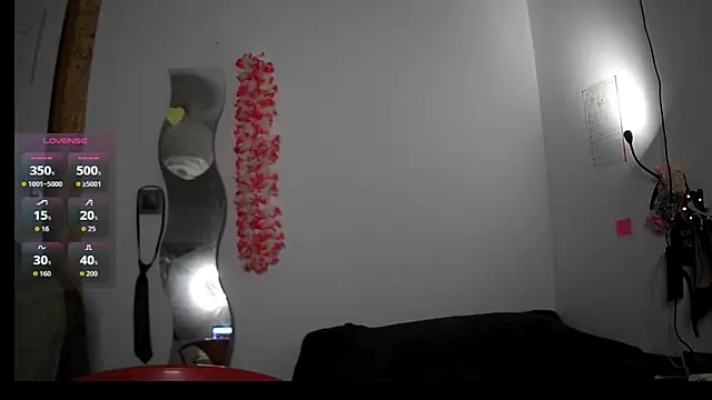 CristalVelvet online show from September 22, 2025, 8:26 pm