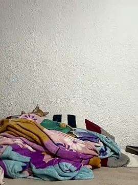 Snapshot of Nia_Desire chatting on November 20, 2025, 8:15 am Nia Desire online show from November 20, 2025, 8:15 am