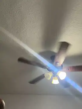 Snapshot of Nia_Desire chatting on November 27, 2025, 7:31 am Nia Desire online show from November 27, 2025, 7:31 am