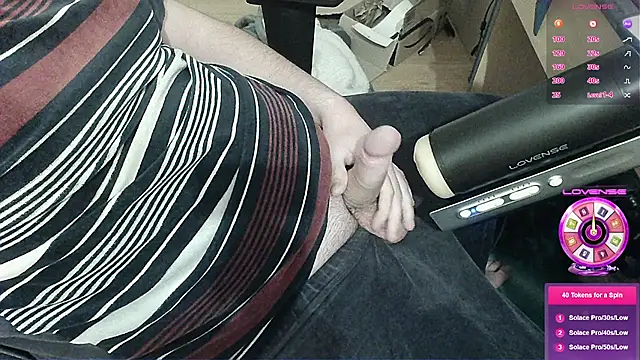 Snapshot of crocbite chatting on April 1, 2026, 7:33 pm crocbite online show from April 1, 2026, 7:33 pm