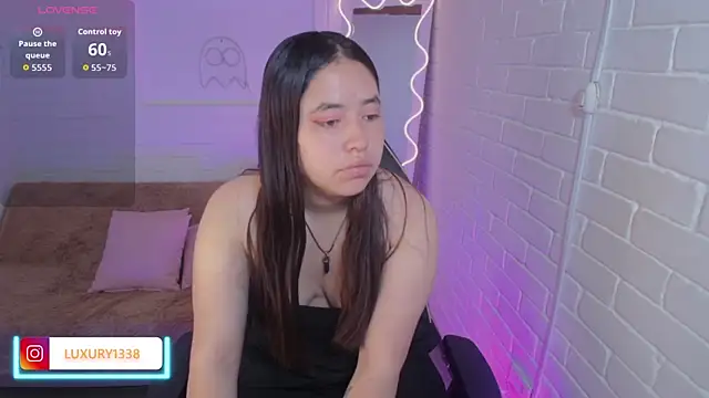 Luaxury tay online show from September 29, 2025, 3:35 am