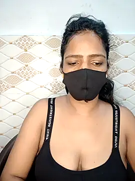 Snapshot of SonY-CaM2 chatting on May 8, 2026, 5:17 pm SonY-CaM2 online show from May 8, 2026, 5:17 pm