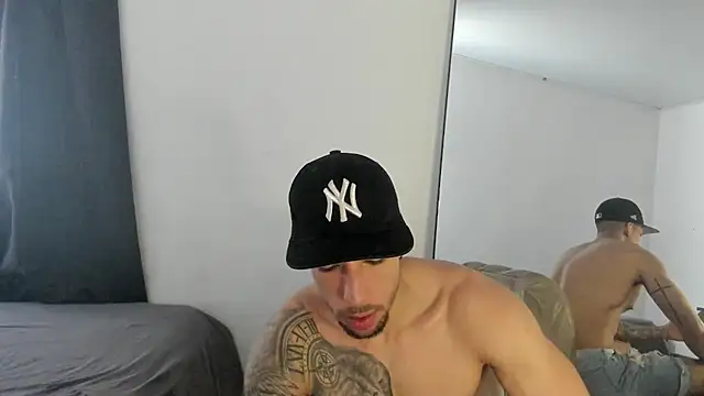 Snapshot of ThiagoLugo chatting on January 13, 2026, 5:17 pm ThiagoLugo online show from January 13, 2026, 5:17 pm